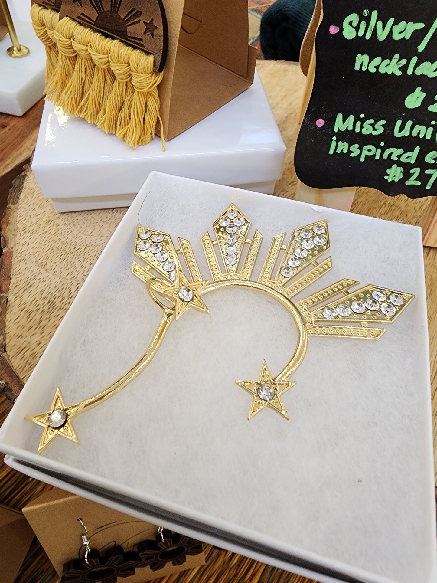 Ms Universe Ear Cuff